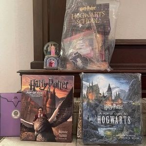 3 Harry Potter books
